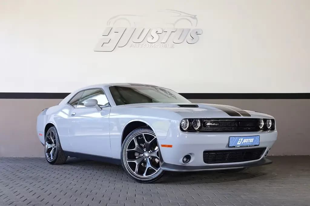 Main__Slider__Photo:Dodge Challenger 3.6 SXT/KAMERA/TEMP/BTH/MFL/AMBIE/R20 01/2021-0