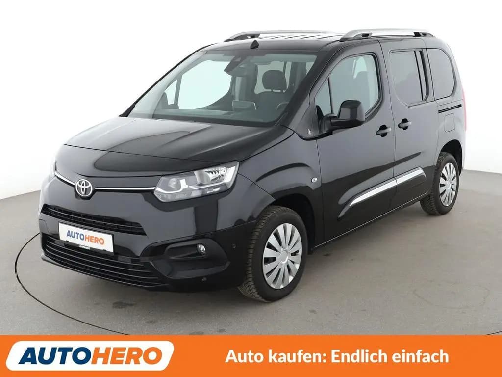Main__Slider__Photo:Toyota Proace (Verso) ProAce City Verso 1.2 Turbo L1 Team D Aut.*TEMP* 05/2022-0