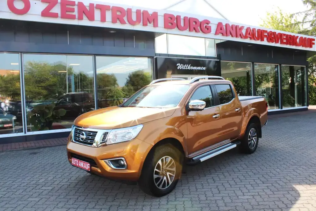 Main__Slider__Photo:Nissan Navara NP300 Tekna Double Cab 4x4 Navi Automatik 03/2019-1