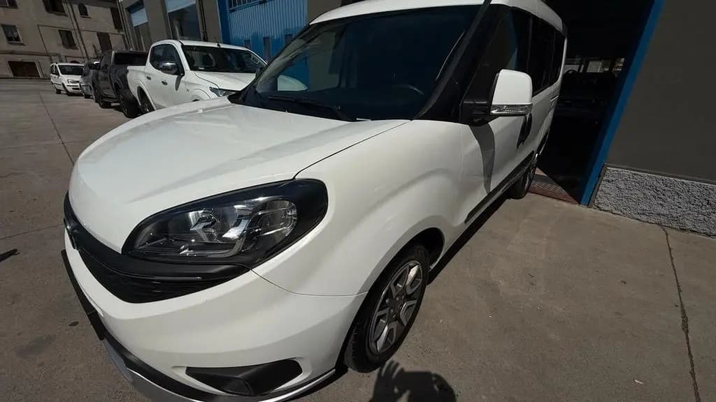 Main__Slider__Photo:Fiat Other Doblo Doblò 1.6 MJT 120CV S&S Trekking 07/2019-0