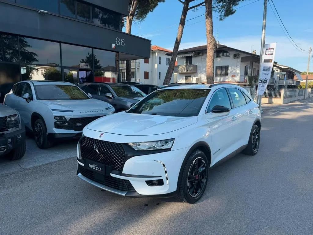 Main__Slider__Photo:DS Automobiles DS7 (Crossback) Ds 7 Crossback Performance Line 1.5 bluehdi 130c 06/2020-0