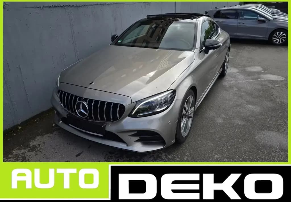 Main__Slider__Photo:Mercedes-Benz C 300 Autom. Coupe AMG Pano/Virtual/360* 11/2018-0