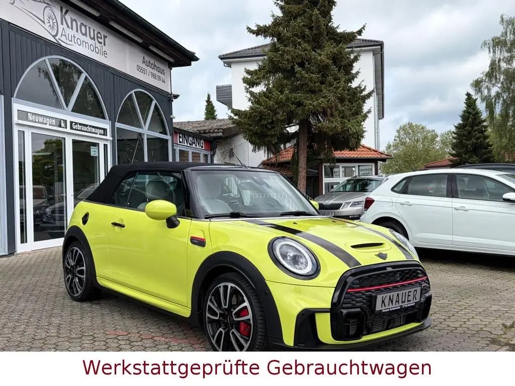 Main__Slider__Photo:MINI John Cooper Works *Apple-Car*Harman Kardon*LED* 05/2022-0
