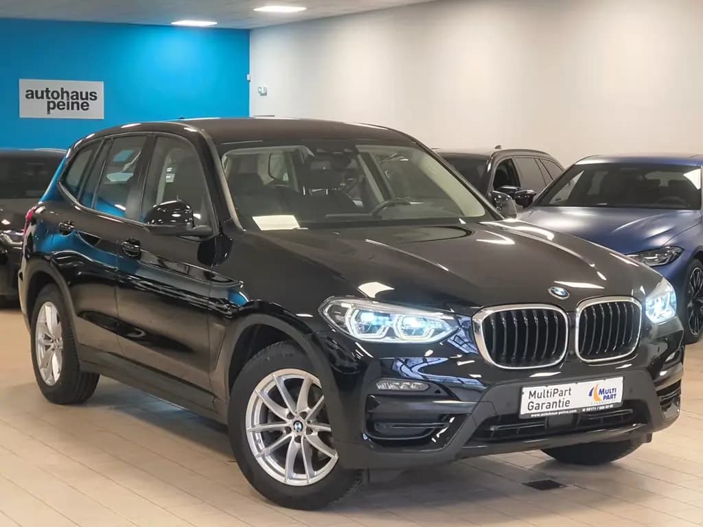 Main__Slider__Photo:BMW X3 xDrive 20d HUD/Park&Driv&BremsAss/WinterPaket 05/2021-0