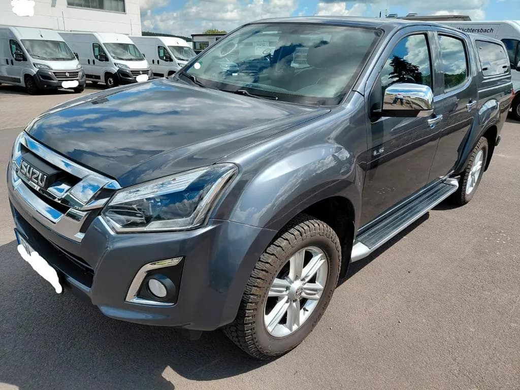 Main__Slider__Photo:Isuzu D-Max II Facel. DblCab Aut AHK 4WD Hardtop Leder 05/2017-0