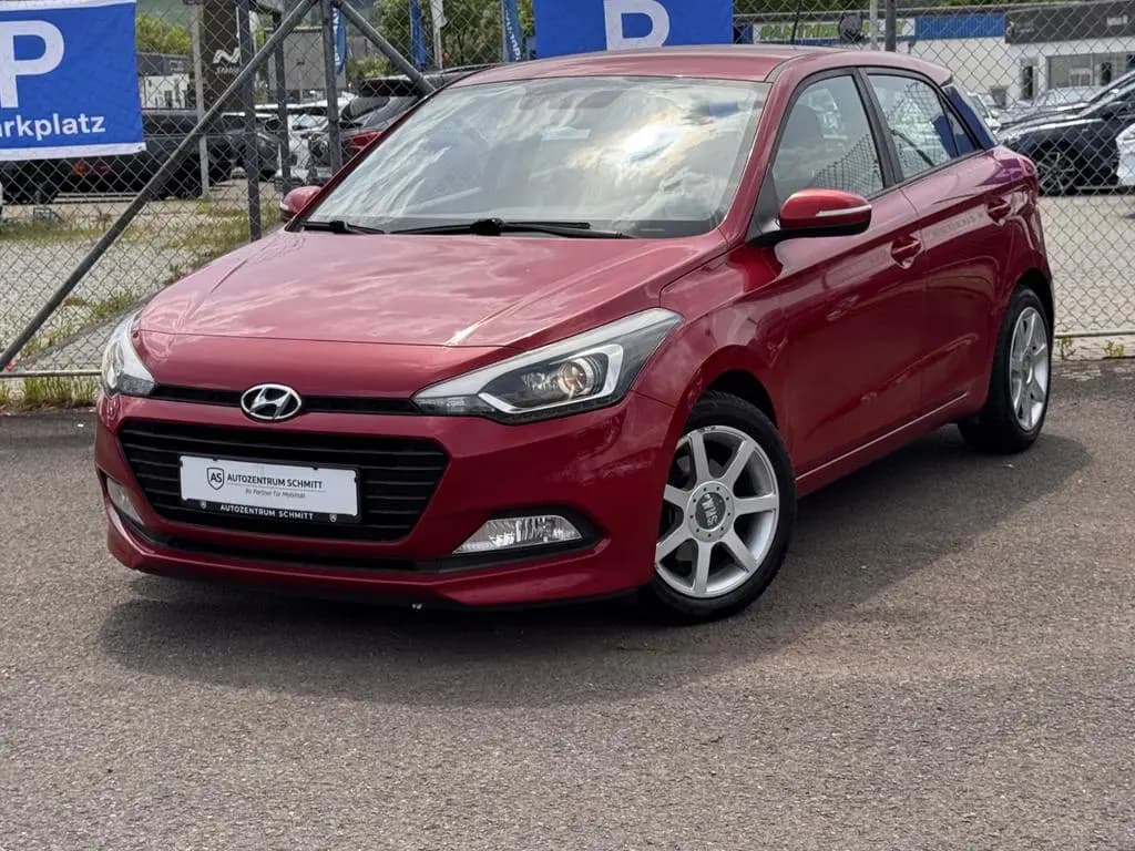 Main__Slider__Photo:Hyundai i20 / Garantie/ TüvNeu/Navi/Kamera/Tempomat/NR:61 11/2017-0