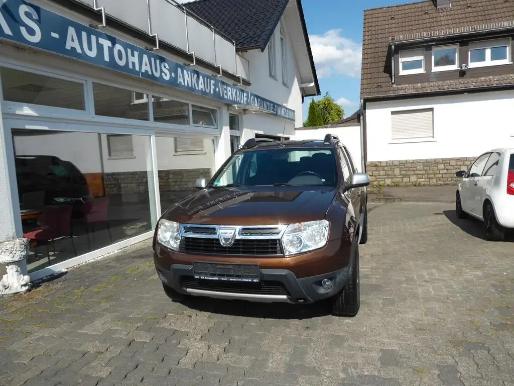 Main__Slider__Photo:Dacia Duster 1.6 16V 105 4x2 Lauréate 09/2010-1