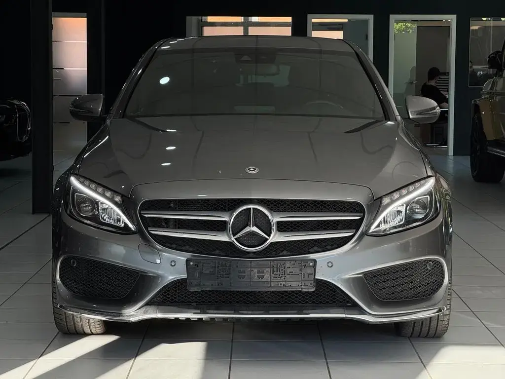 Main__Slider__Photo:Mercedes-Benz C 200 *AMG-LINE*EDITION*CAM*LEDER*AMBI*TOTW*19Z* 11/2018-1