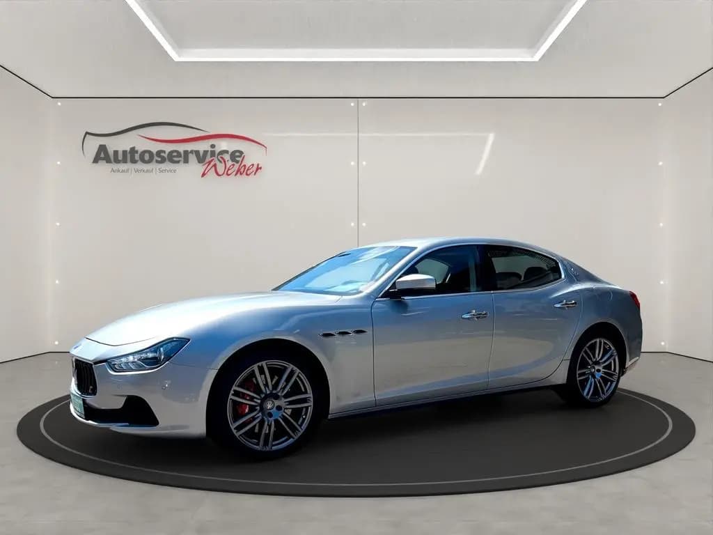 Main__Slider__Photo:Maserati Ghibli 3.0 V6 S Automatik*HarmanKardon*Carbon* 07/2017-0