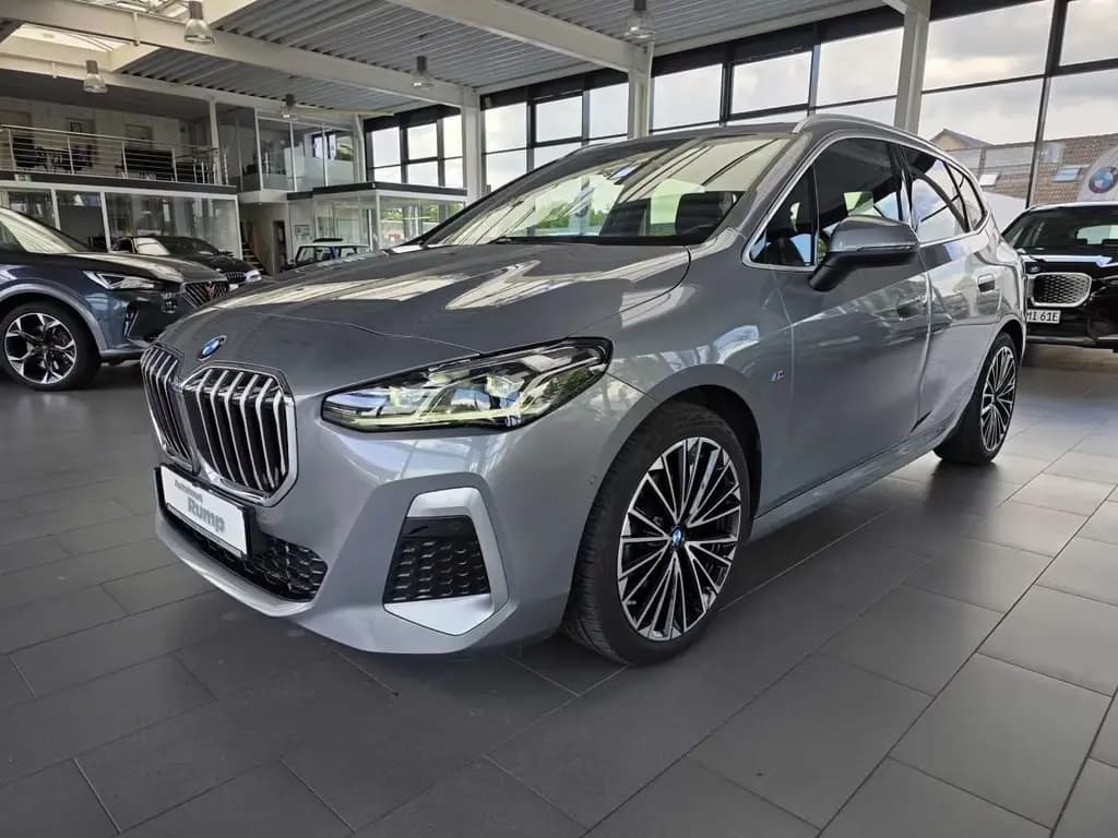 Main__Slider__Photo:BMW 218 Active Tourer 218i Active Tourer M Sport Sitzhzg/Pano/RFK/Keyl 05/2024-0