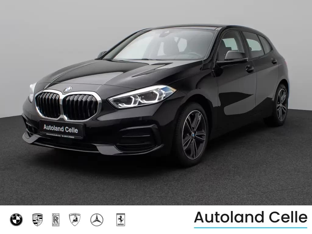 Main__Slider__Photo:BMW 118 i Sport Line Kamera DAB HiFi Lenkrhzg Sport 03/2023-0