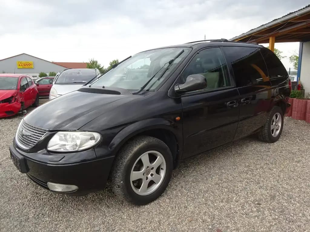 Main__Slider__Photo:Chrysler Voyager LX 2.5 CRD 01/2003-0