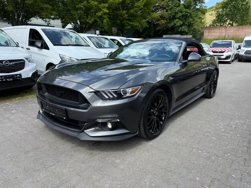 Main__Slider__Photo:Ford Mustang GT 5.0 Convertible 05/2016-0