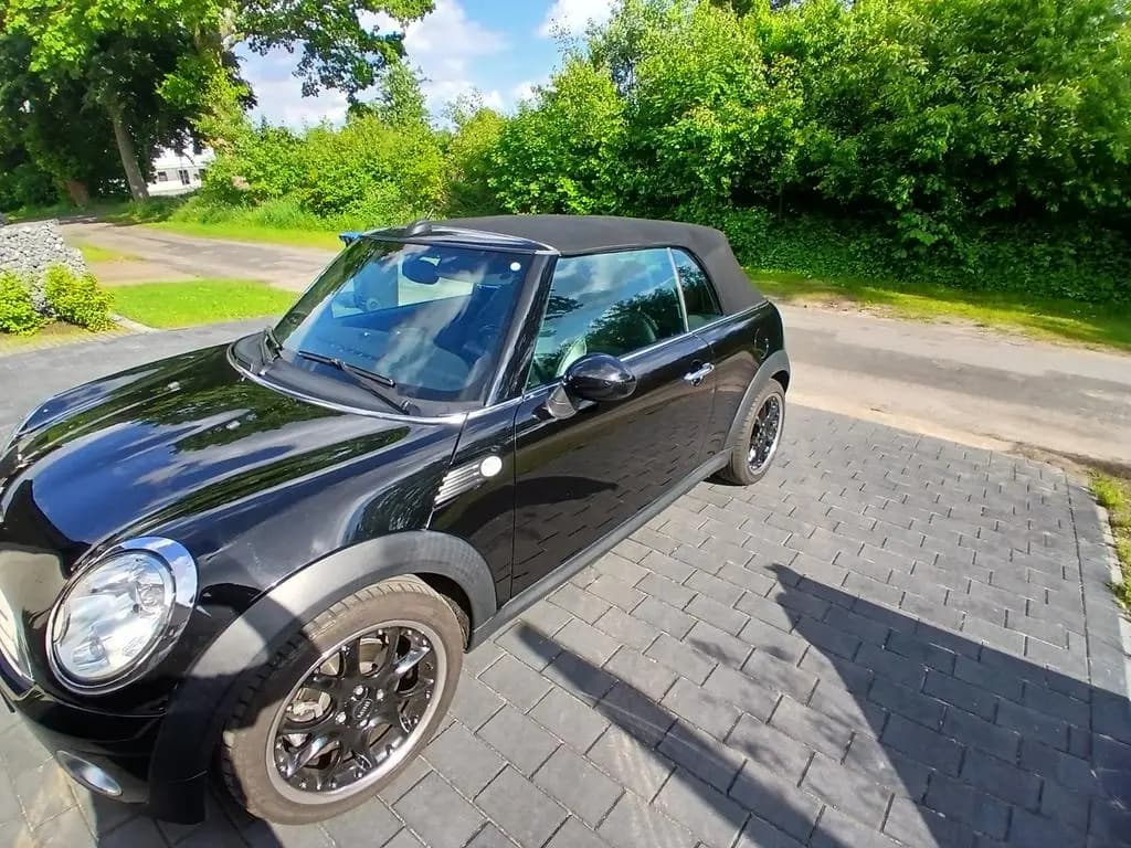 Main__Slider__Photo:MINI Cooper Cabrio Cooper 05/2010-0