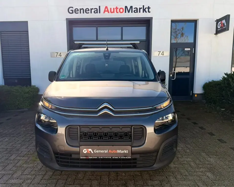 Main__Slider__Photo:Citroën Berlingo Live 1.5 Blue-HDi/PDC/DAB/ 04/2019-1