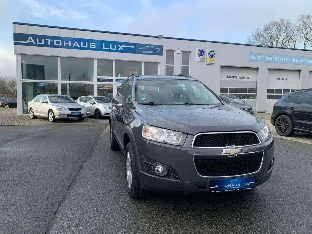 Main__Slider__Photo:Chevrolet Captiva 2.4 LT 2WD/AHK/7 SITZER 06/2011-1