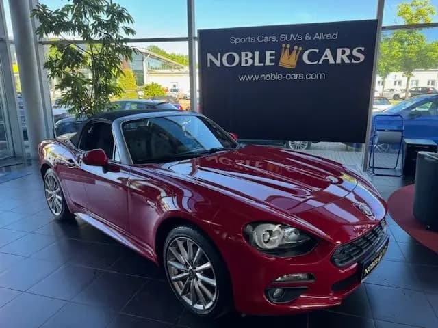 Main__Slider__Photo:Fiat 124 Spider Lusso KEYLESS NAV RFK SHZ DAB 05/2019-0