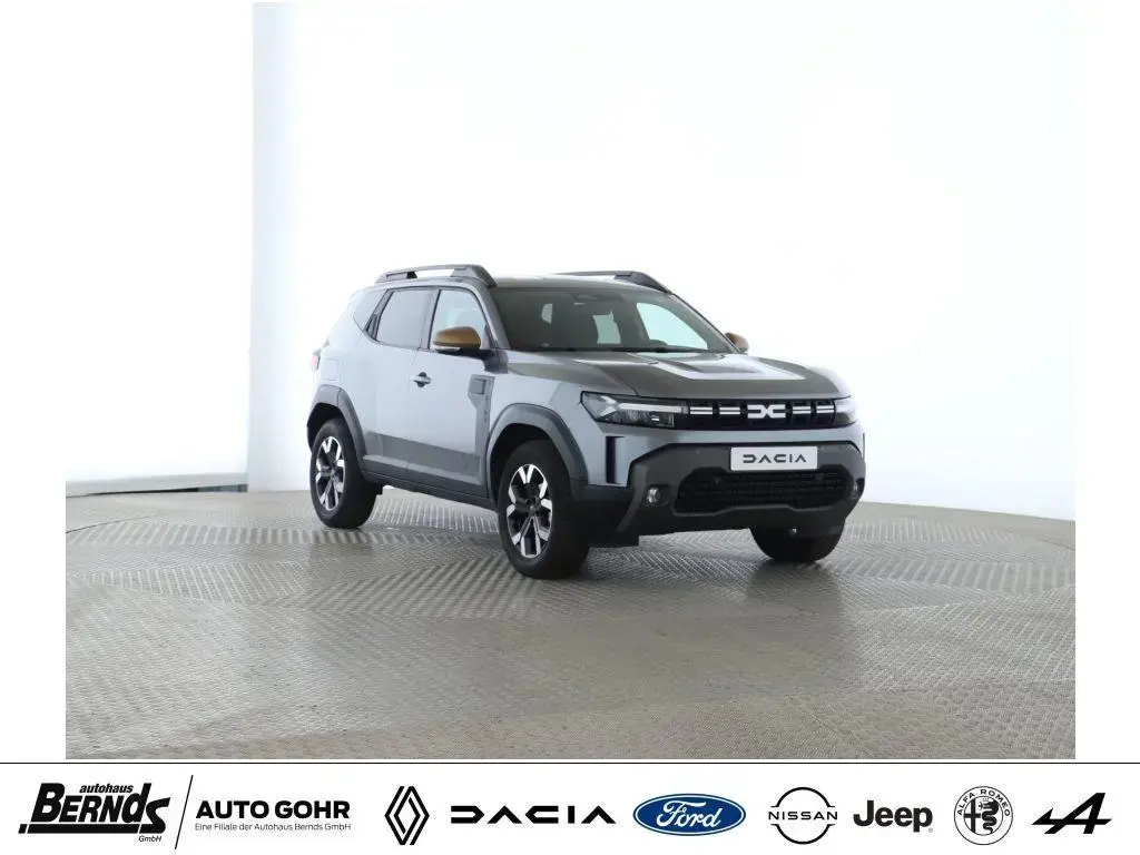 Main__Slider__Photo:Dacia Duster mild hybrid 130 4x4 Extreme TECHNIK-Pkt. 08/2025-1