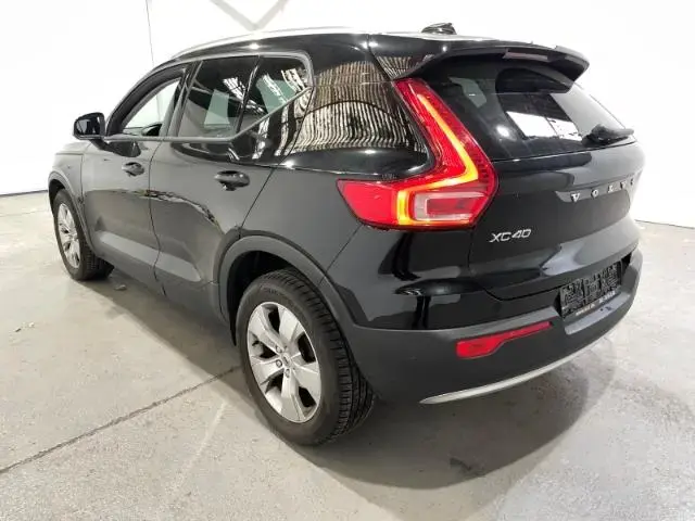 Main__Slider__Photo:Volvo XC40 T3 Momentum Pro Automatik ACC LED Navi 02/2022-1