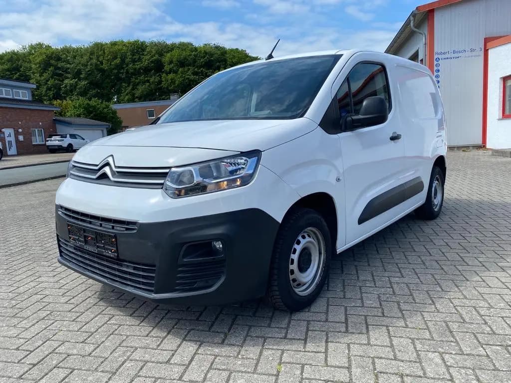 Main__Slider__Photo:Citroën Berlingo Kasten Club M/L1 Klima 1,2 AHK MwSt 12/2019-0