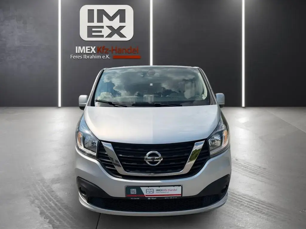 Main__Slider__Photo:Nissan NV300 L1H1 2,7t PREMIUM*BEHINDERTENGERECHT-RAMPE 10/2017-1