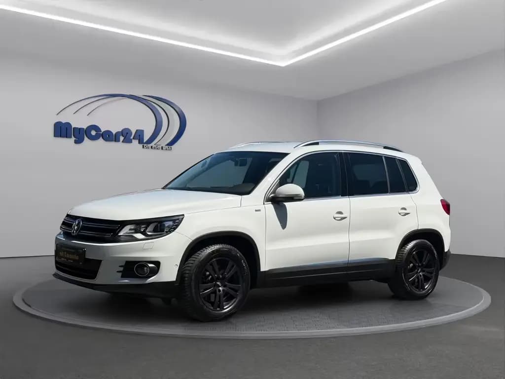 Main__Slider__Photo:Volkswagen Tiguan I Autom. I CarPlay I AHK I SZH I 4Season 04/2014-0