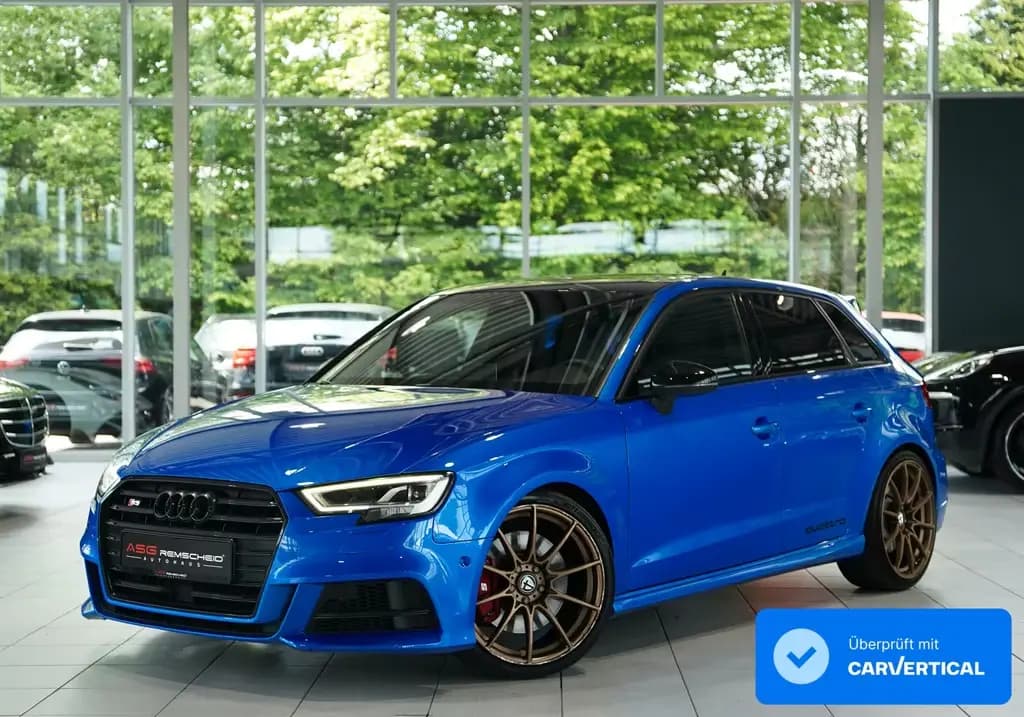 Main__Slider__Photo:Audi S3 Sportback q. *S-AGA*Pano*Virtual*Schale*Kam 10/2019-0