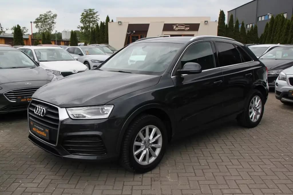 Main__Slider__Photo:Audi Q3 sport NAVI+ALU+SHZ+KLIMAAUT+PDC 07/2018-0