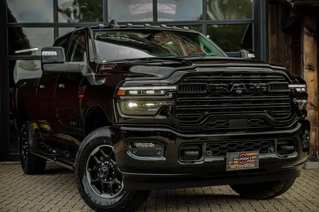 Main__Slider__Photo:Dodge RAM 2500 laramie 6.7L Cummins 2026 !!20x!! null-0
