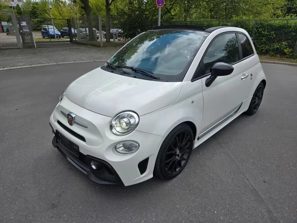 Main__Slider__Photo:Abarth 595C 595 Cabrio Pista Scheckhaft 1 Hand Automatic 10/2020-0