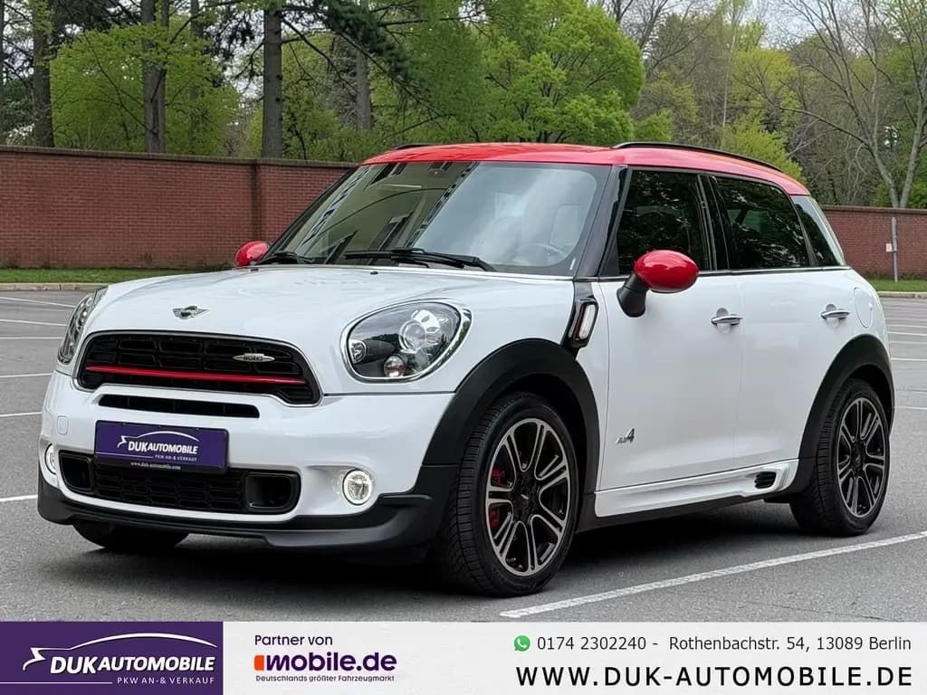 Main__Slider__Photo:MINI John Cooper Works Countryman Countryman John Cooper Works Automatik 09/2015-0