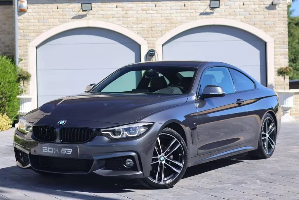 Main__Slider__Photo:BMW 420 D Coupé *M PACK *NAVI PRO *HUD *Memory seat 05/2020-0