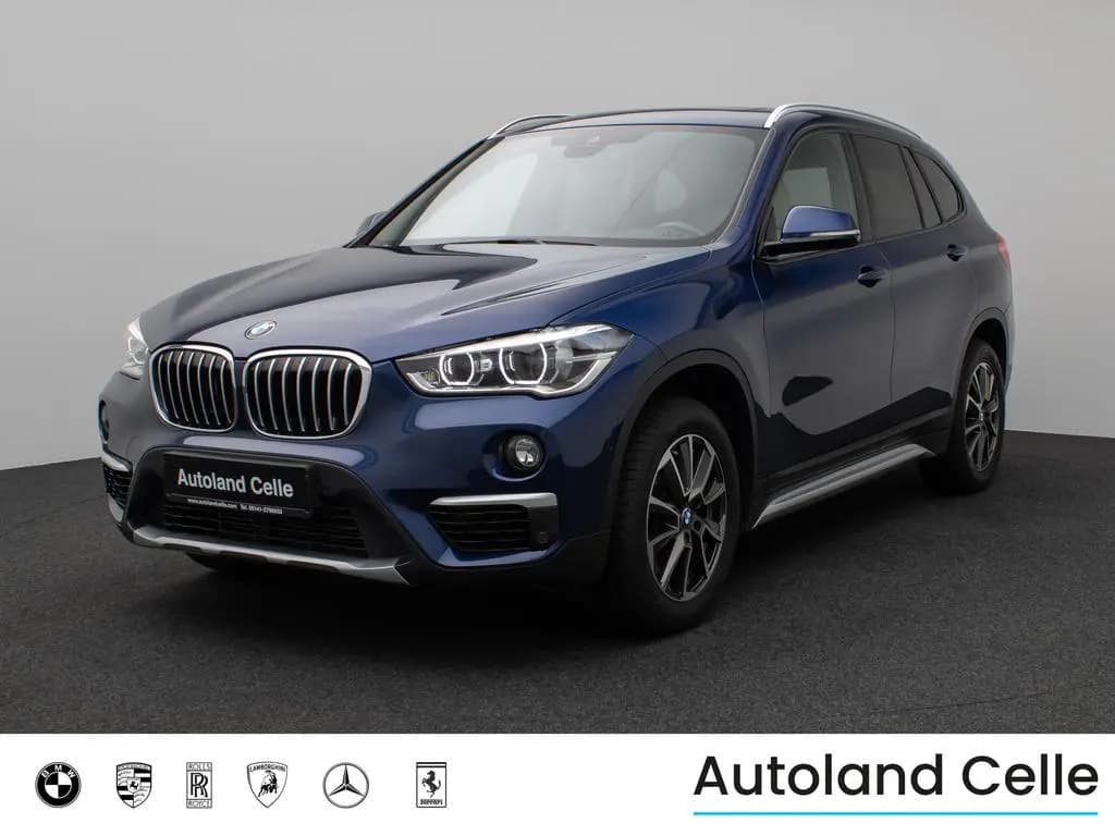 Main__Slider__Photo:BMW X1 sD20i xLine Panorama HUD H/K AHK Leder Voll 07/2018-0