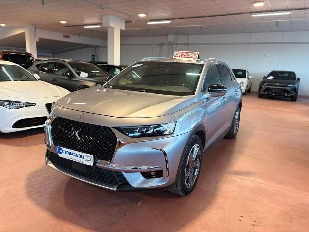 Main__Slider__Photo:DS Automobiles DS7 (Crossback) Ds DS 7 Crossback GRAND CHIC BlueHDi 130 aut. SP 06/2022-0
