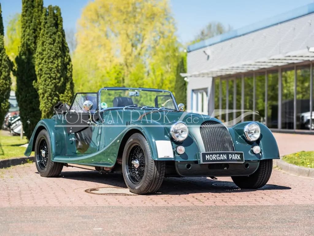 Main__Slider__Photo:Morgan Roadster Brooklands Edition Roadster * 1 of 50 *  + 1Hd. 01/2014-0