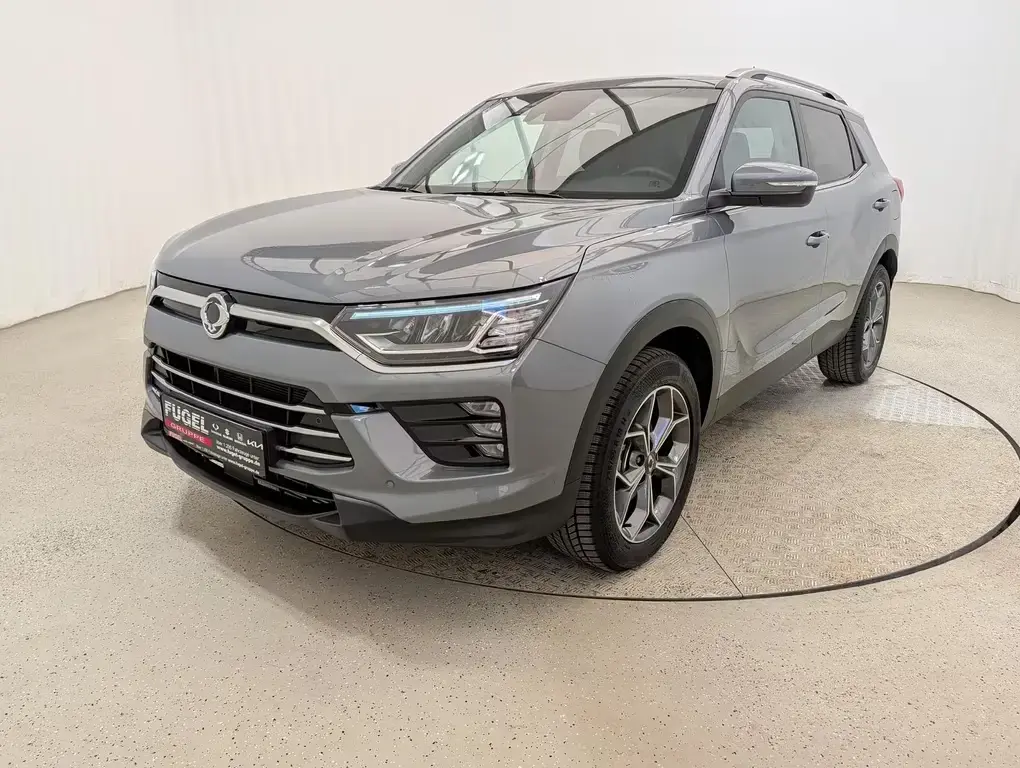 Main__Slider__Photo:Ssangyong Korando 1.5 P AT 2WD Quartz LED|Navi|ACC|RFK 06/2025-1