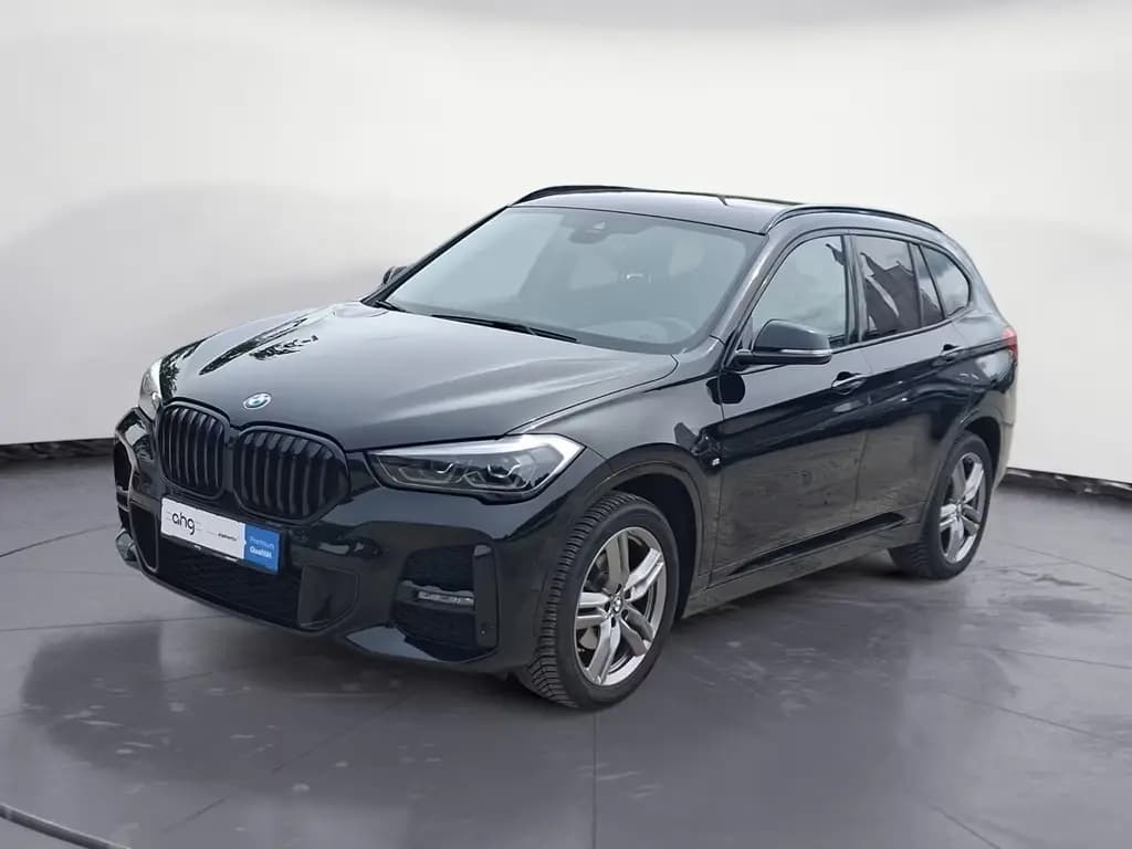 Main__Slider__Photo:BMW X1 sDrive18i M-Sport AHK Rückfahrkamera LED HIFI 12/2020-0