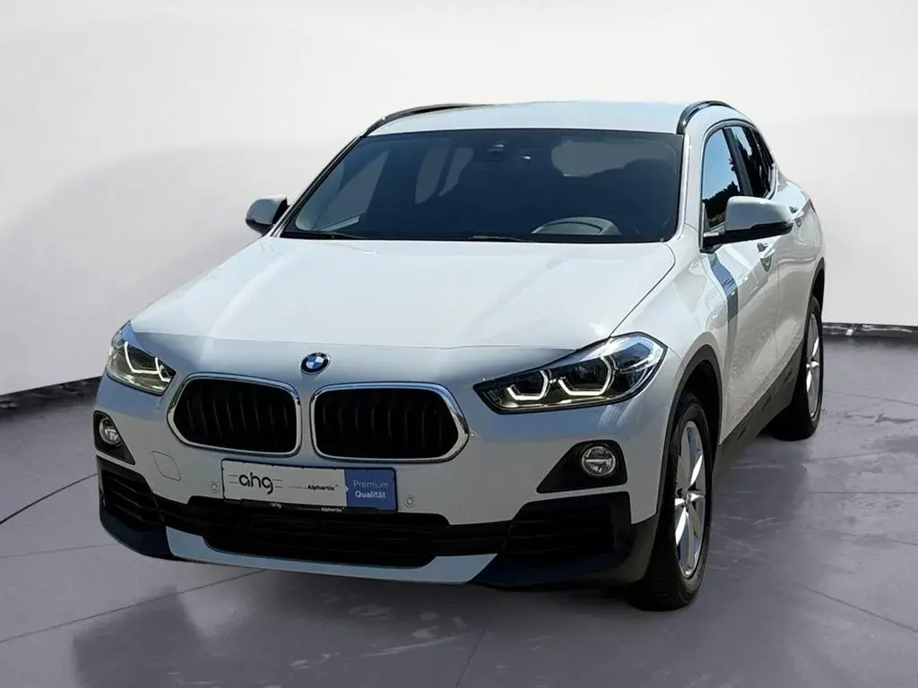 Main__Slider__Photo:BMW X2 sDrive18i Advantage Navi Klima PDC Kamera Sit 03/2019-1