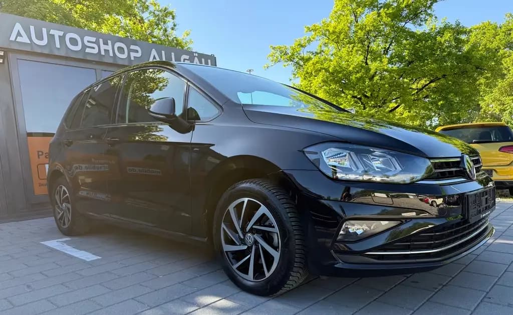 Main__Slider__Photo:Volkswagen Golf Sportsvan VII Join 12/2018-0