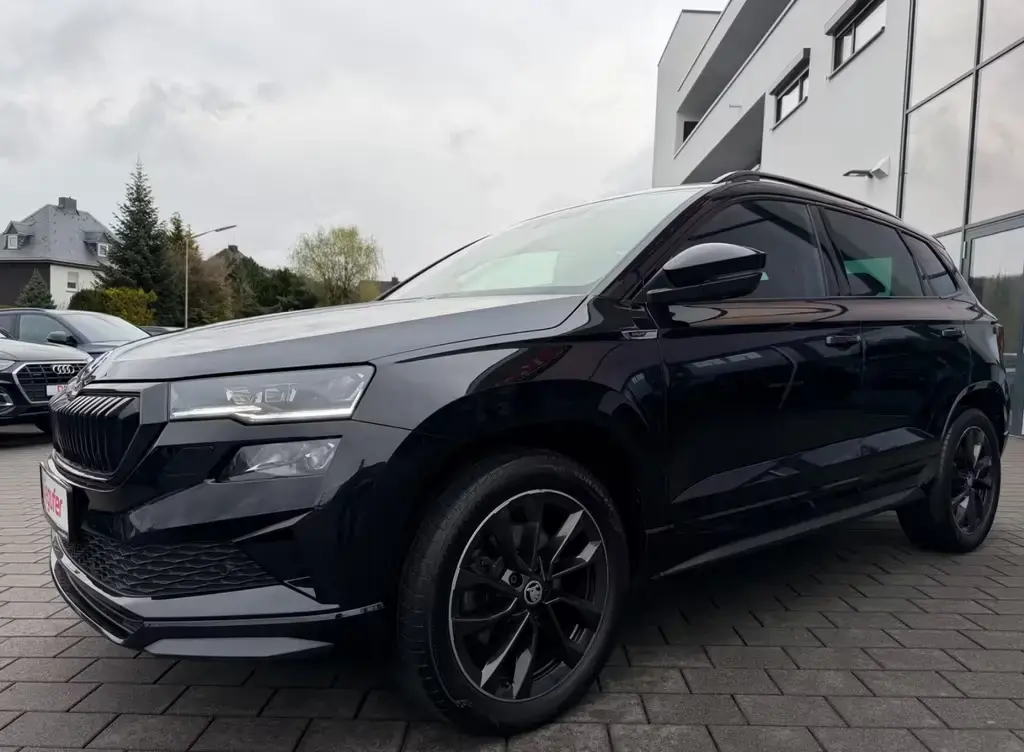 Main__Slider__Photo:Skoda Karoq 2.0 TSI Sportline DSG 4x4 11/2022-1