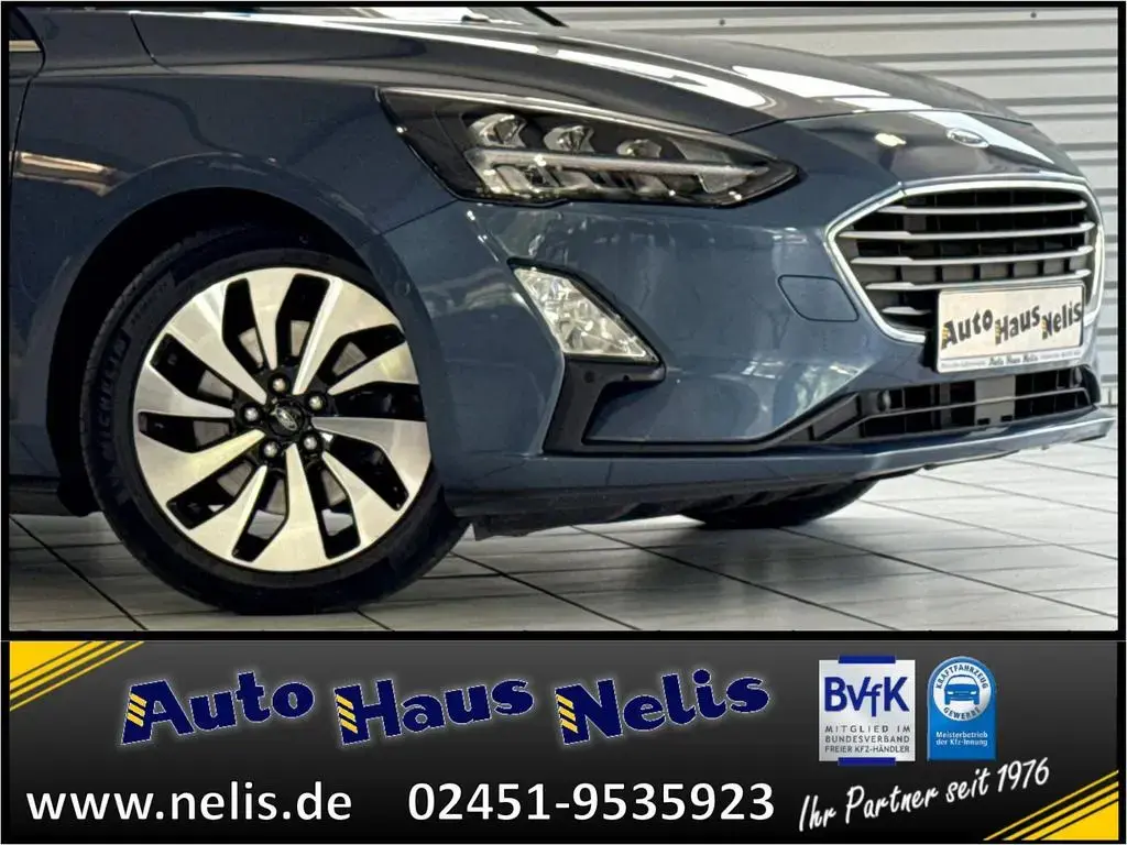 Main__Slider__Photo:Ford Focus 2,0 EcoBlue Turnier Cool & Connect NaviTou 08/2019-1