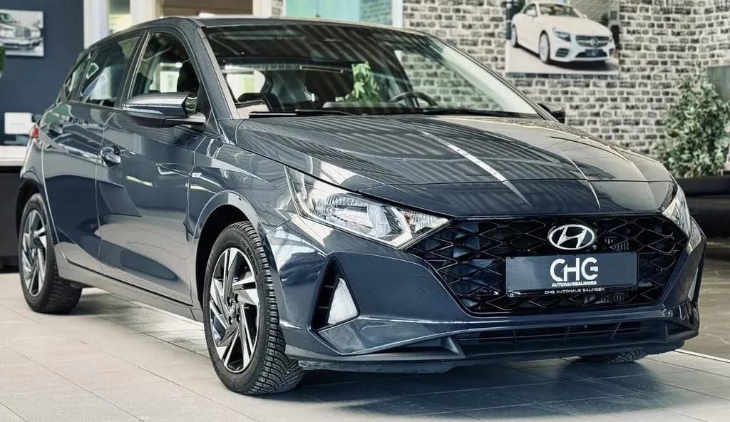 Main__Slider__Photo:Hyundai i20 Trend Mild-Hybrid Carplay|SHZ|Kamera| 04/2024-0
