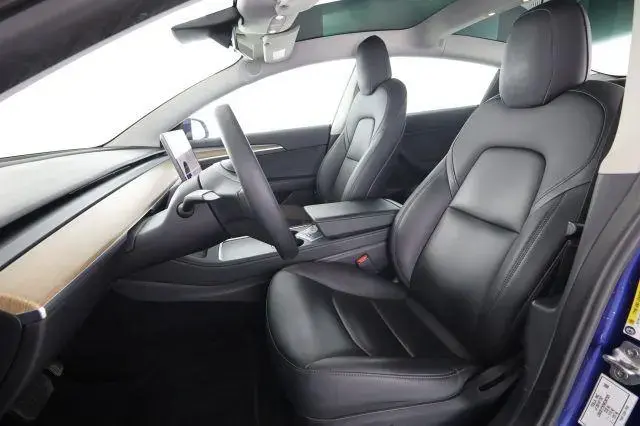 Main__Slider__Photo:Tesla Model 3 TESLA Model 3 Model 3 Long Range Dual Motor AWD 12/2021-1