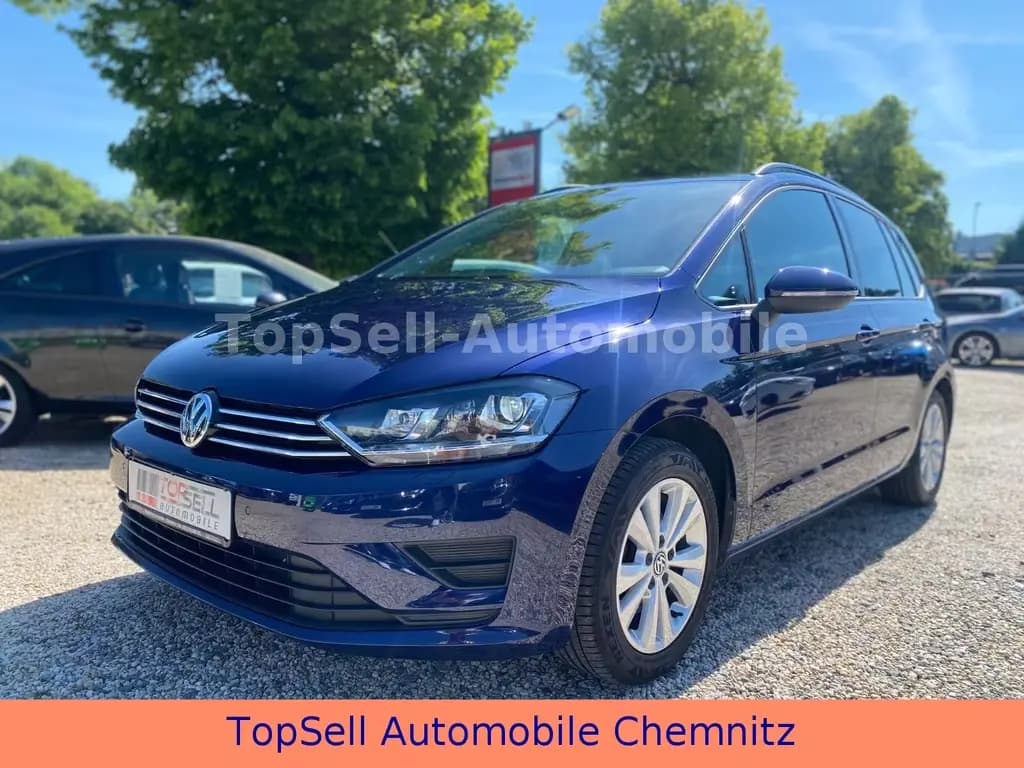 Main__Slider__Photo:Volkswagen Golf Sportsvan 1.4 TSI 92kW Highline PDC Navi 11/2017-0