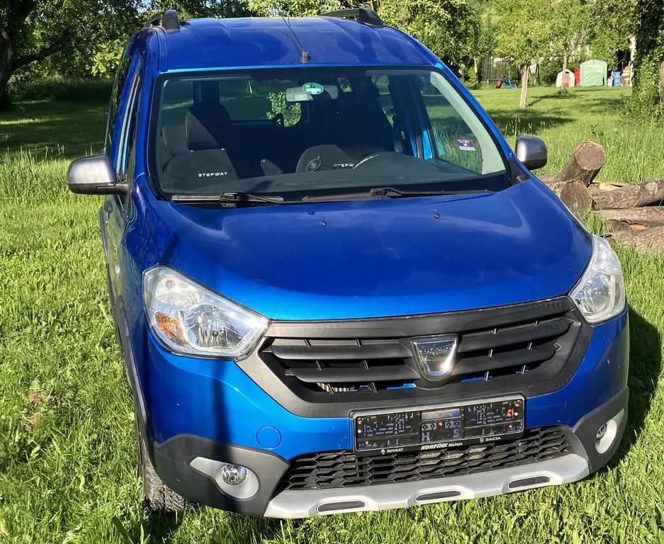 Main__Slider__Photo:Dacia Dokker TCe 115 Stepway 85 kW 153.000 km 04/2015-0