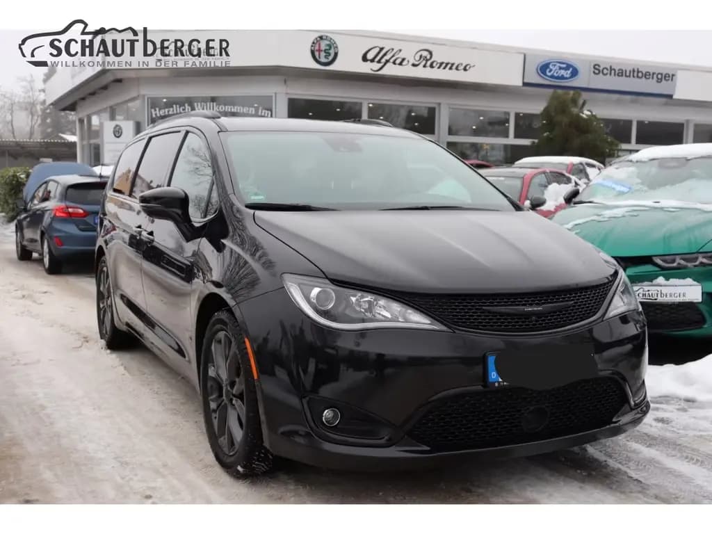 Main__Slider__Photo:Chrysler Pacifica Chrysler 3.6 AT S Platinum Panorama Nav 07/2018-0