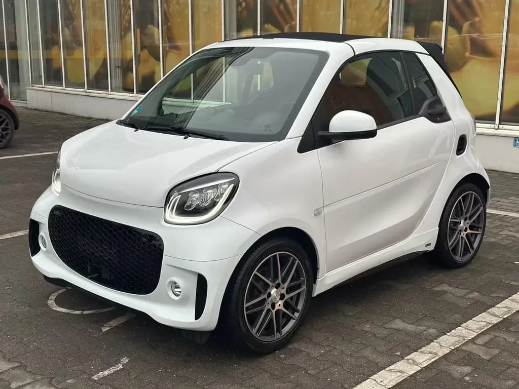 Main__Slider__Photo:Smart ForTwo fortwo cabrio Brabus 04/2018-0