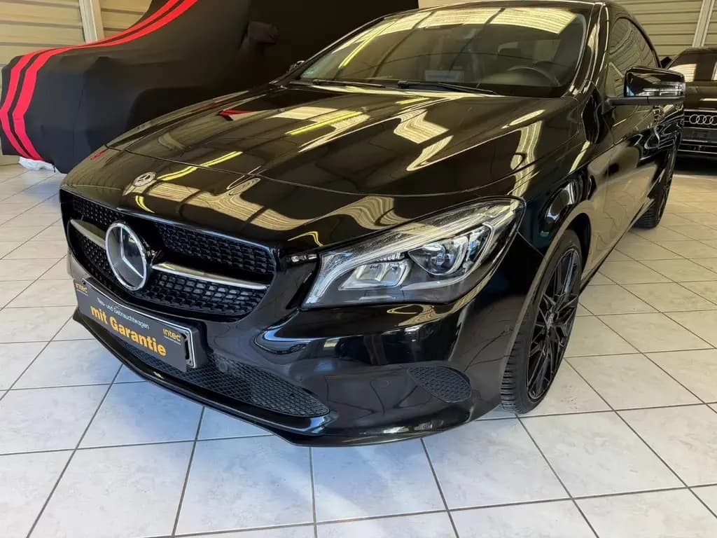 Main__Slider__Photo:Mercedes-Benz CLA 180 Autom  Standhz. Distronic facelift Xenon 12/2018-0