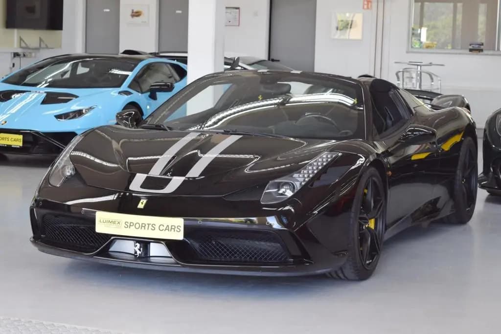 Main__Slider__Photo:Ferrari 458 Speciale Aperta Lifting Navi Kamera 1.Hand 04/2015-0