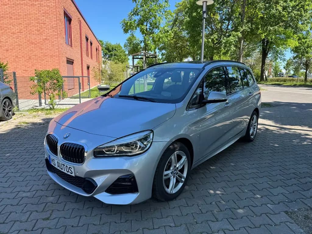 Main__Slider__Photo:BMW 220 Gran Tourer 220 Gran T*MSport*7Sitze*Head Up*Panorama*Kamera 11/2021-0